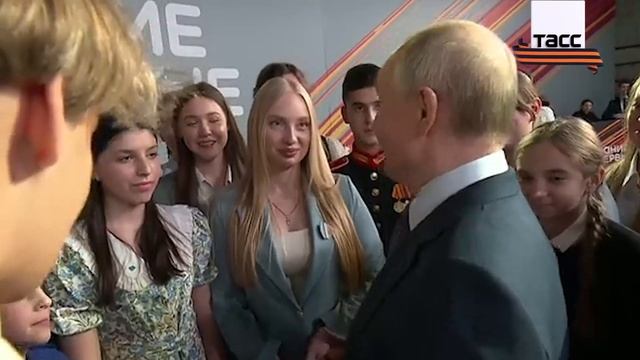 В.В. Путин считает возможным возвращение Волгограду названия Сталинград