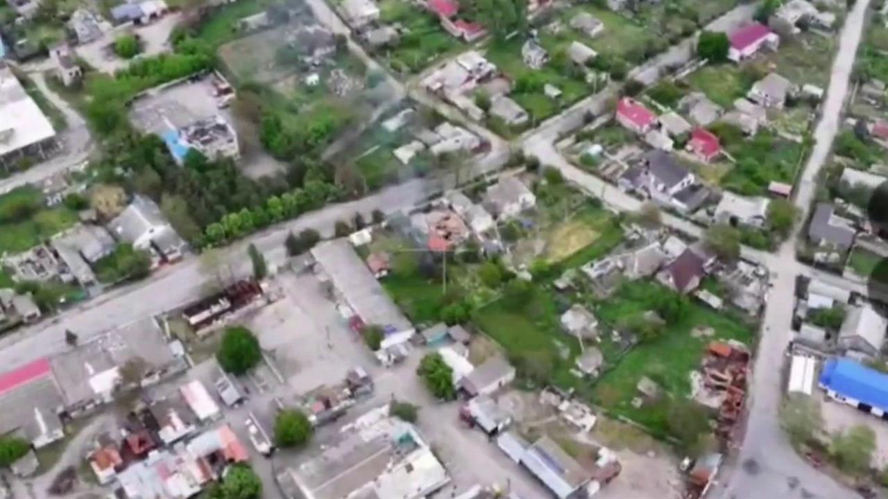 Появились первые кадры атаки дронов ВСУ на рынок в Алешках Херсонской области
