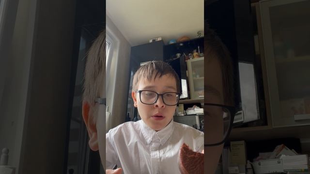 Клубничный чоко пай
