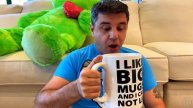Лайк Настя и папа играют с лего