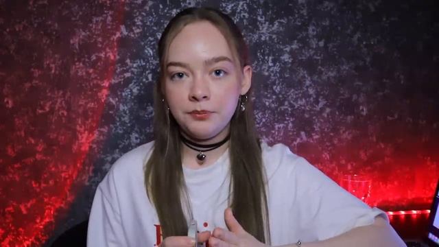 ПСИХ С САЙТА ЗНАКОМСТВ! ЕЛЕ ОТ НЕГО УБЕЖАЛА!