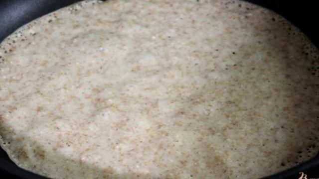 Блины с пекинской капустой, яйцом и оливками
