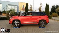 Часть 1 Mazda CX-3 с полным приводом против Suzuki Vitara с полным сцеплением - тест 4x4 на роликах