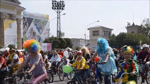Вело-маскарад в Ставрополе в День города