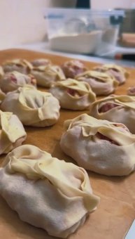 Готовить манты — целое искусство.