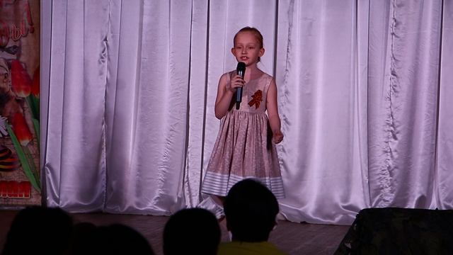 18 Арина Казанцева – «Ангелы – Памятник детям».