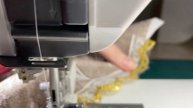 Обработка края ткани кружевом