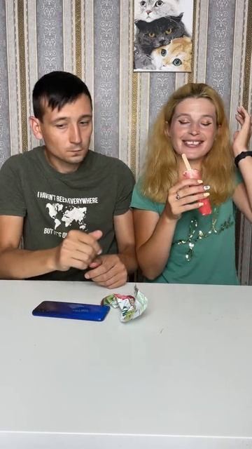 Не вміє їсти морозиво правильно😱#shorts