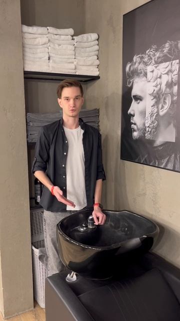 Как вам такая реклама барбершопа?🤪