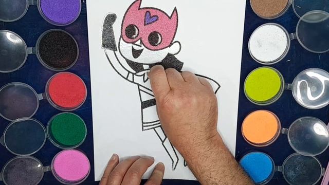 Super hero sand painting. Песочная живопись супергероев.سوبر بطل اللوحة الرملية.
