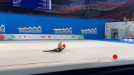 Мария Борисова презентовала новое упражнение с мячом