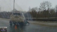 Авария мост Пенкино через Клязьму Владимирская область 27. 02. 2023 - Белая Тойота и фура Магнит