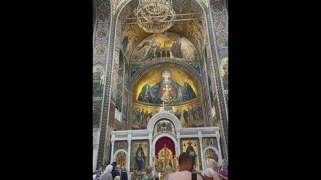 Свято-Троицкий Серафимо Дивеевский монастырь.