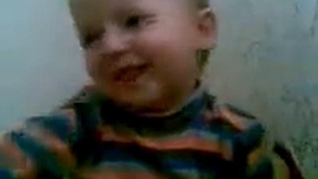 мой сын читает Ихляс