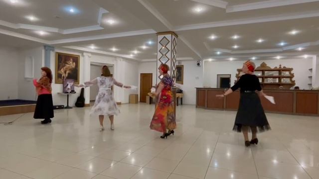 Ромашка Василек. Поздравление руководителя Империала с днем рождения.