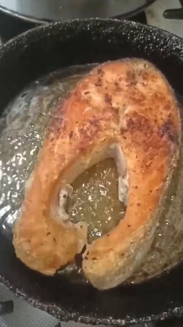 МОРСКАЯ РЫБА НА СКОВОРОДЕ !!!!!! ОЧЕНЬ КРУТО !!!!!!
