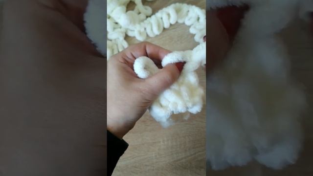 МК "Перекрещенные петли с наклоном направо" из пряжи Alize Puffy