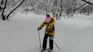Лыжная прогулка по зимнему лесу