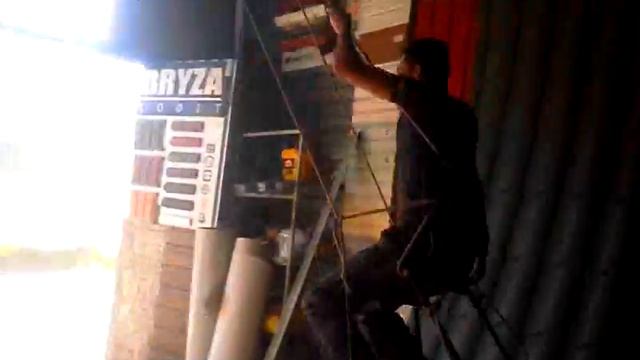 Прикол. Летающий стул.(Украинские карусели)