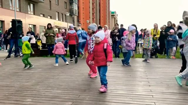 Kristi dance Кристина танцует