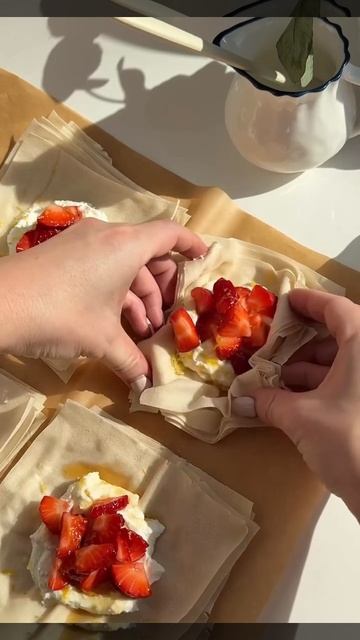 🥮 Слойки из теста фило с ягодами