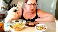 А у меня все просто -сварила гречки и пожру/Самый простой ужин/Мукбанг