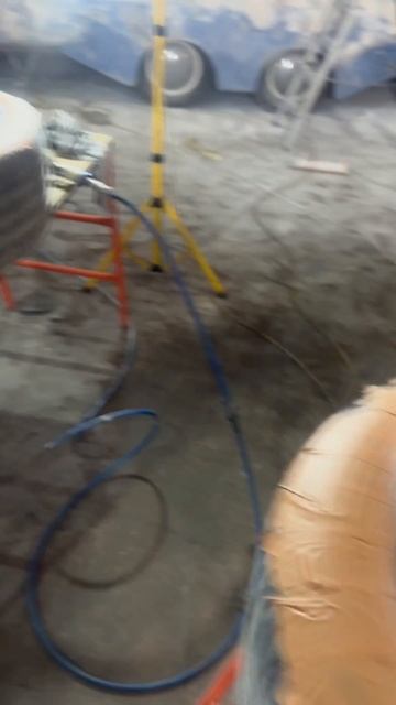 Покраска ремонт грузовых автомобилей в Волгограде,также химчистка,рихтовка полировка,кузовные работ