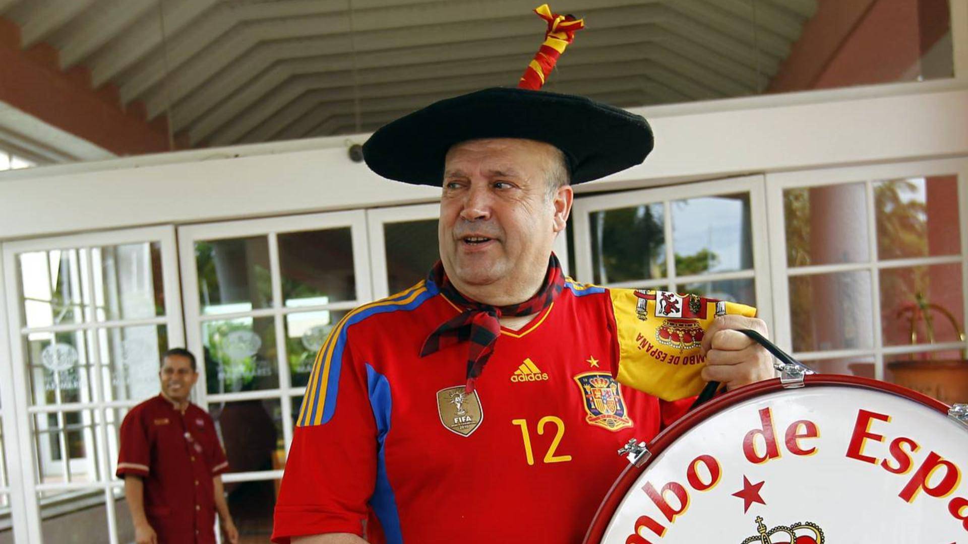 Посетивший 18 чемпионатов мира и Европы болельщик умер в 76 лет