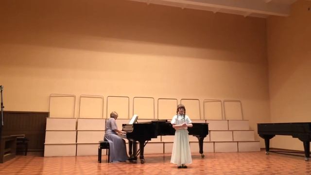 Анечка Татарчук, 9 лет, концертмейстер Брык Н.А.