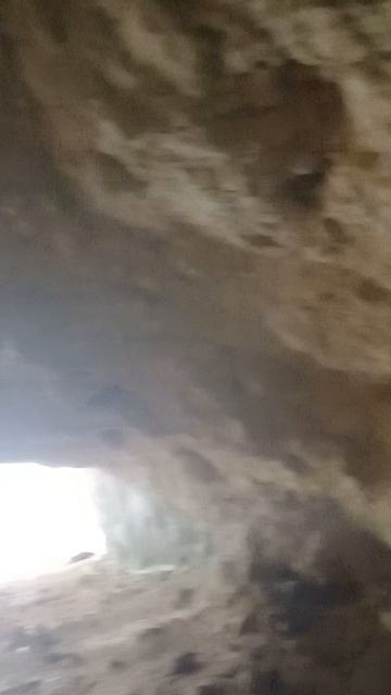 Грот возле Баги
