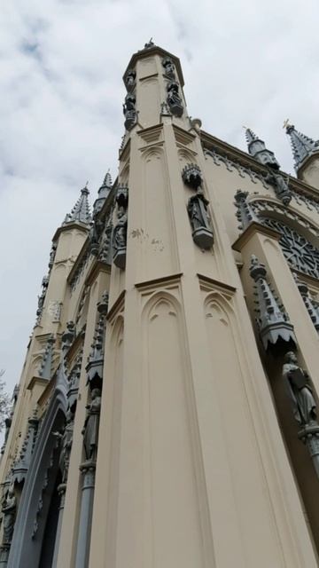 Готическая капелла в Петергофе