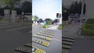 В Китае работают над безопасностью движения.