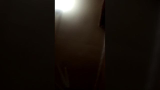 как так люди ходят...