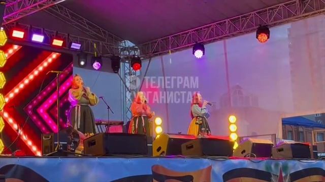 Премьера песни состоялась у ансамбля «Цветень»