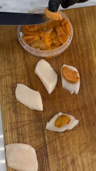 😮Вот вам идея для идеального вечера! Гребешок + икра ежа = очень вкусный ужин 🍴