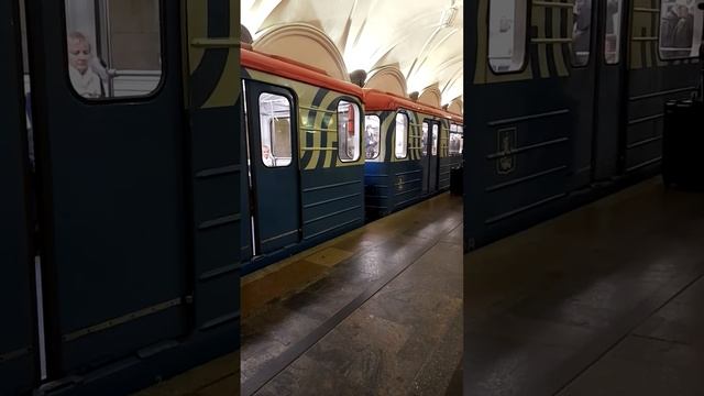 1000042335.mp4Московское метро.02.05.2025г.
