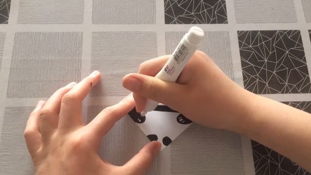ДЕЛАЕМ МИЛУЮ ЗАКЛАДКУ ИЗ БУМАГИ.  БЫСТРО И ПРОСТО😊