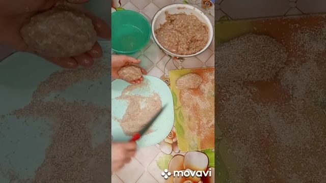 #Котлеты😋Как я им придаю форму. Давненько такие не готовила. Получаются сочные.