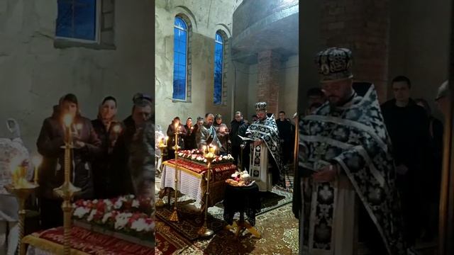 Молитва перед ПЛАЩАНИЦЕЙ