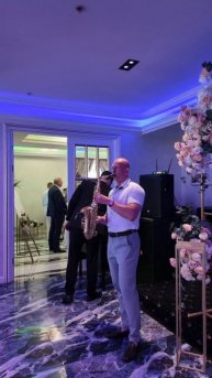 Саксофон велком 4
#ведущаянасвадьбу #ведущаямосква #живаямузыка #singer #саксофон#кавер #гитара