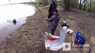 Хороший день на рыбалке)) сын первый раз ловит на донки))