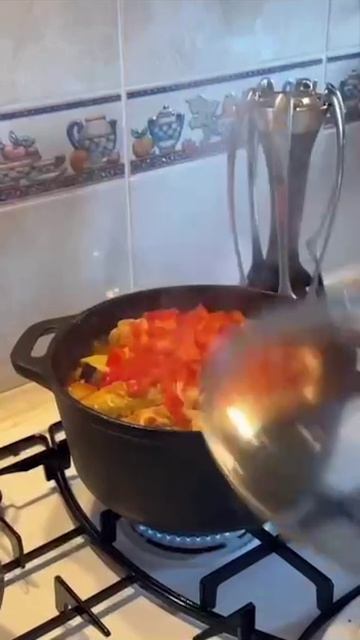 🥘 Жаркое из курицы с овощами за полчаса.