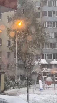 💡В Подмосковье 26 тысяч человек остались без электричества из-за снегопада💡