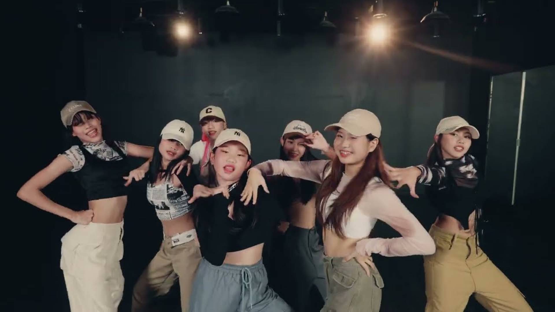BABYMONSTER - DANCE PERFORMANCE (Jenny from the Block) ｜ COVER by MINIZIZE