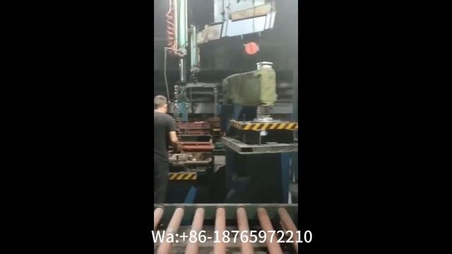Встряхивающая машина для формования песка, рабочая установка, полуавтоматический процесс формования