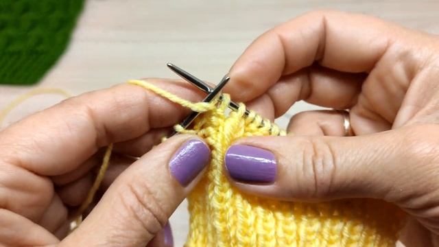 Маленькие листики. Вязание спицами.