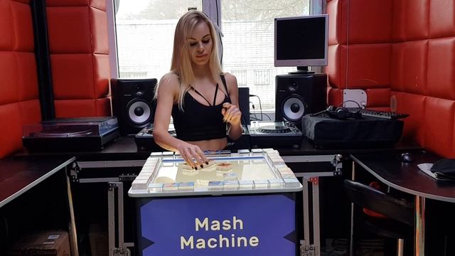 DJ Aurika Mash Machine обзор устройства  в ProDJspace