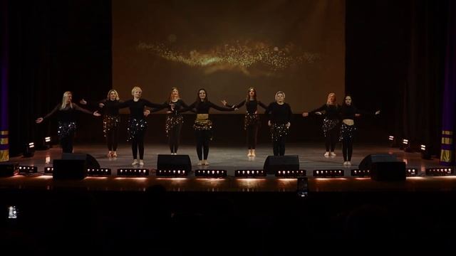 AMANI DANCE SHOW. Группа ВТ/ЧТ 11:00