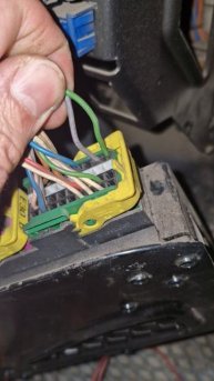 Питание тормозного модулятора прицепа, через координатор Scania