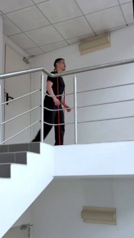 Тренировка ног с экспандером